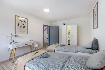 Image de Hechingen: Apartment AlbGlück 2 | 90sqm I 2 bedrooms | 1-5pers. | Hohenzollern Castle