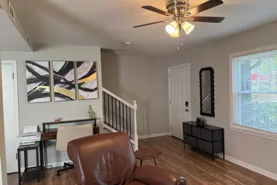 Image de Blissful Heart - Modern Townhome Itp