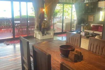 Image de Ideal Family 5 Bed Thai Style Beachfront Villa with Private Pool