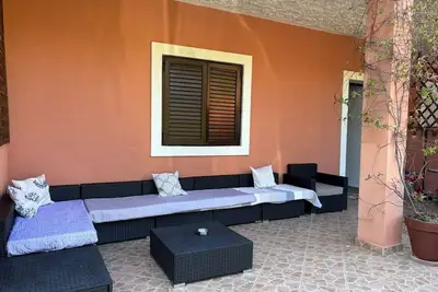 Image de Appartement de deux chambres prés de la plage Novigrad (A-24877-a)