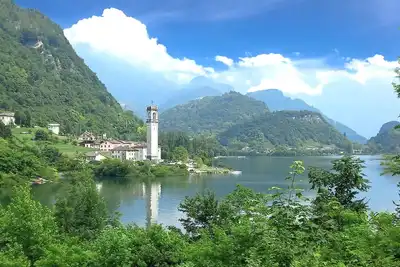 Image de Joli appartement pour 5 personnes avec Wifi, climatisation, Tv, terrasse et animaux admis