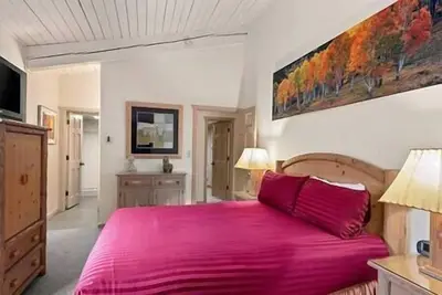 Image de Ski/in/out 3/3 Condo Snowmass, Pool, Hot Tub.