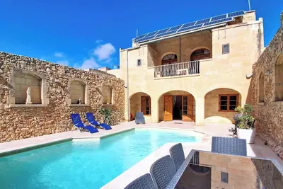 Image de Family-Friendly Escape | Pool, Games Room & Space to Relax