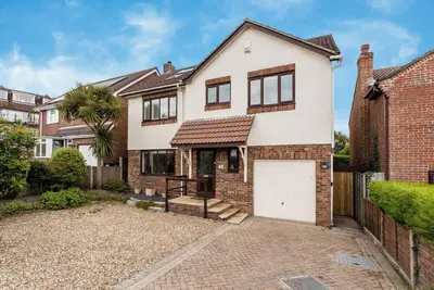 Image de Spacious Seaside Home in Peaceful Coastal Setting - 5 Minutes Walk to the Beach