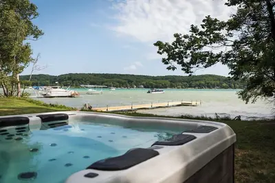 Image de Little Glen Cottage|Lakefront|Hot Tub|Dog Friendly