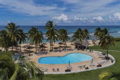 Image de Oceanfront, 5 Stars GentleWinds. Com 2 Bed, 2 Bath. Unit C-3. Premier Host.