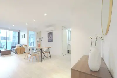 Image de South Yarra Signature 2br2ba with Free parking