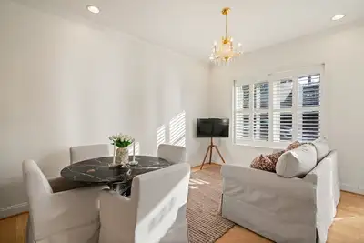 Image de Luxe Stay in Quaint Old Town Alexandria near D. C.