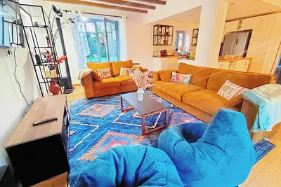 Image de Felicità - Longère with swimming pool and large garden. Next ZooParc of Beauval