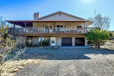 Image de Granite Mountain Views on Peaceful Acreage