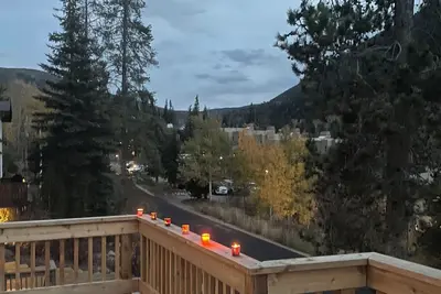 Image de Stylish Vail Home Hot Tub & Deck