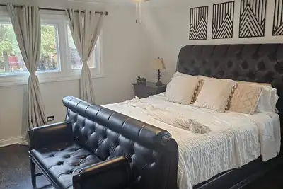 Image de Family-Friendly Home with Style & Space