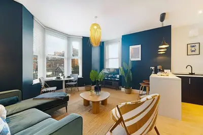 Image de New! 3br in Gladstone