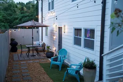 Image de Chic 3br Oasis + Flex Rm-Wifi-mins from Airport + Attractions