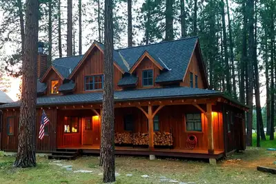 Image de Graeagle Timberframe Chateau Located In Plumas Pines Country Club On Golf Course