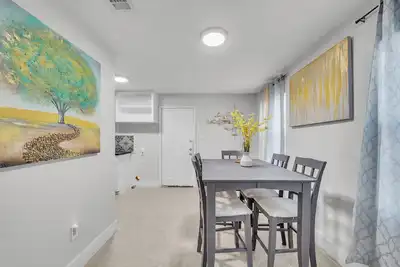 Image de House on the Carrie, 3bedroom elegant vibe