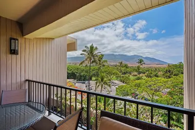Image de Ocean Views & Resort Amenities | Sleeps 8 w/ Private Lanai