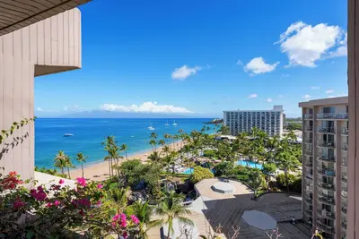 Image de Sunset Views | Whale Watching | Resort Amenities