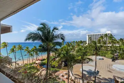 Image de Walk to Waves, Snorkeling, Golf & Restaurants
