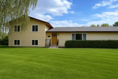 Image de The Giants Reach - 4br house- large fenced yard- 30amp Ev charger- Rv electric