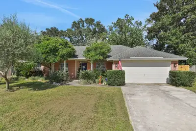 Image de New Spacious 5-2 BigYard Wash&Dryer Fence 6tv Beach45min 1 of 7 local properties