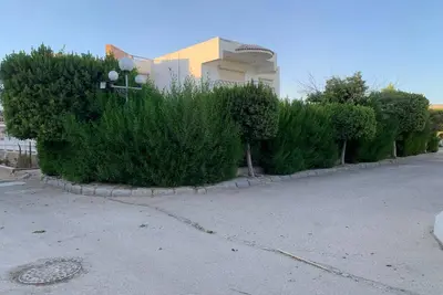 Image de Spacious Fully Equipped 3br Villa by the Beach, Pvt Entrance, Garden & Seaviews