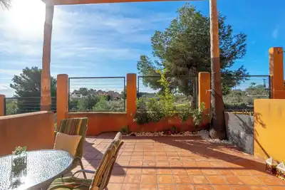 Image de Bel appartement pour 4 personnes avec Wifi, piscine, climatisation, Tv et patio