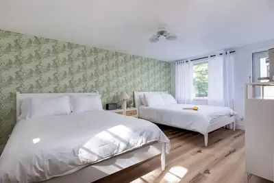 Image de The Fern | Pickleball | Hot Tub | Sauna