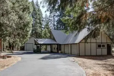 Image de Charming 3-bedroom country house with Ac and fitness room in Shingletown