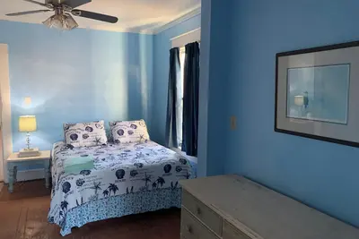 Image de Mermaid's and Mutts Retreat - 30 Day Listing