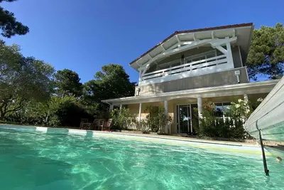Image de Villa \"Les Pins du Birdie\" au calme 4 chambres piscine privée vue dégagée proche des golfs - 677249