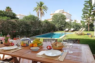 Image de Vv Beautiful Villa w/pool | A/C | Vilamoura!