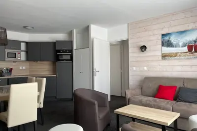 Image de Gourette : Appartement avec piscine pour 8 personnes, emplacement idéal