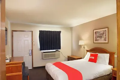 Image de Stay in 2 Comfortable Rooms – Perfect for Couples & Sightseeing!