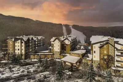Image de Luxury Ski-In/Out 2 Bedroom Kindred Residence at the River Run Gondola