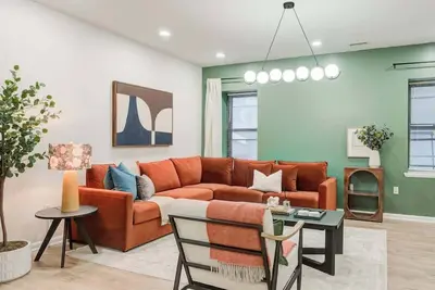 Image de Cozy & Convenient 3-Bedroom Near Washington Square