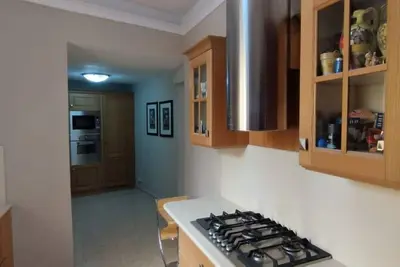 Image de 3-bedroom townhome in excellent location!