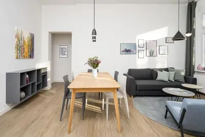 Image de Apartment (110sqm) with 3 Bedrooms & Balcony