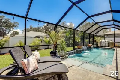 Image de Heated Saltwater Pool • Minutes to Ami • Game  Movie Rooms • Dog-Friendly Fenced