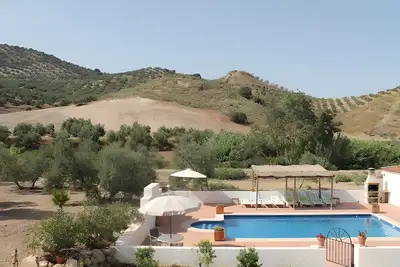 Image de Maison de vacances 3 chambres avec vue montagne, piscine partagée et Wi-Fi