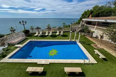 Image de Villa « Sunrise Benalmádena » avec vue mer, Wi-Fi et climatisation