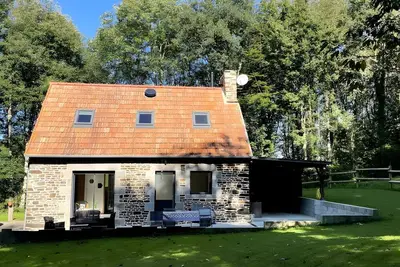 Image de Gîte Ranch avec terrasse privée, jardin privé et Wi-Fi à Tirepied, Normandie