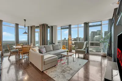 Image de Sunset View - 2 min to Exhibition Centre - Free Parking