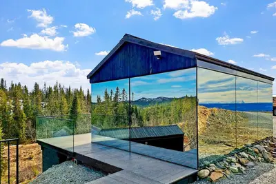 Image de Spegill | Stay Among the Clouds | A Magical Mountain Hideaway