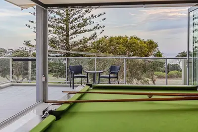 Ming 3 – Beachfront on Marine Parade