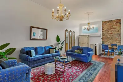 Image de Gorgeous New York-Style Loft with Deck and Air-con