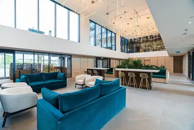 Image de Brand New Stylish 2br Condo in Oakville