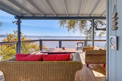 Image de Panoramic Views! Home w/ Boat Slip on Clear Lake