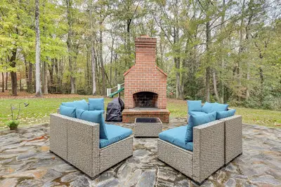 Image de Waterfront Home w/ Private Boat Dock in Lancaster!