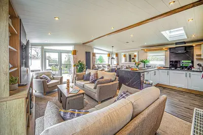 Image de 3 chambres à coucher à Bala,